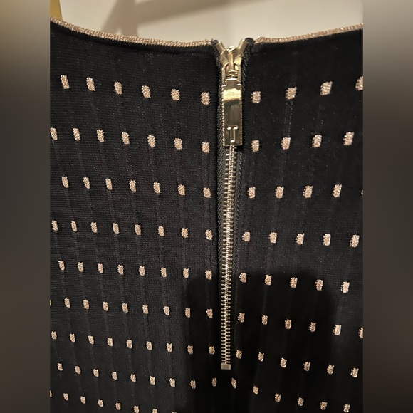 Ted Baker NWT gold and black dress. Size 3 (US 8-10). - Picture 5 of 6